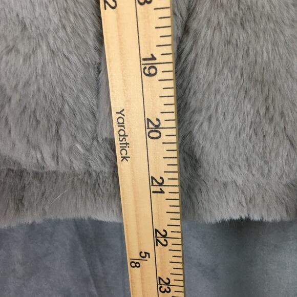 Abercrombie & Fitch Faux Fur Light Grey Women's Puffer Jacket Winter Coat Crop S - Picture 9 of 16